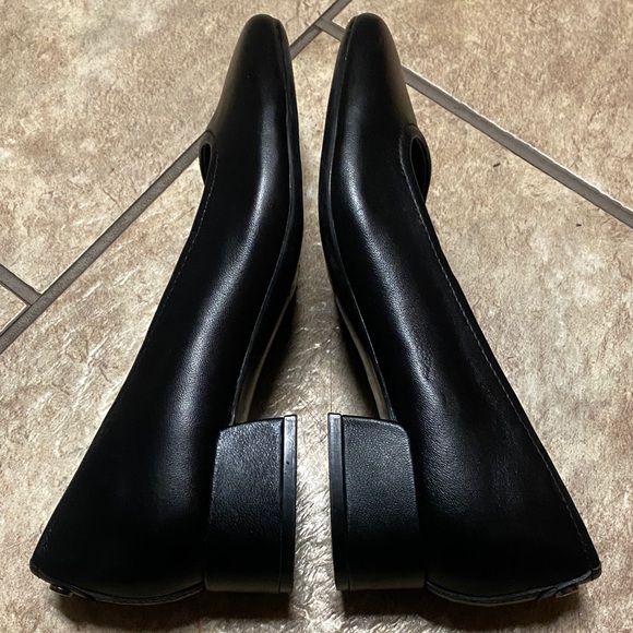 Easy Spirit Women's Classic Black 6.5M Leather Dress Shoes - Picture 7 of 10